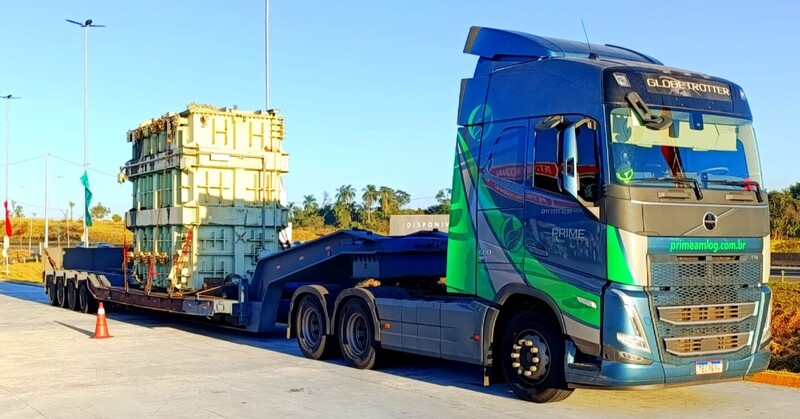 O que considerar ao contratar transporte pesado